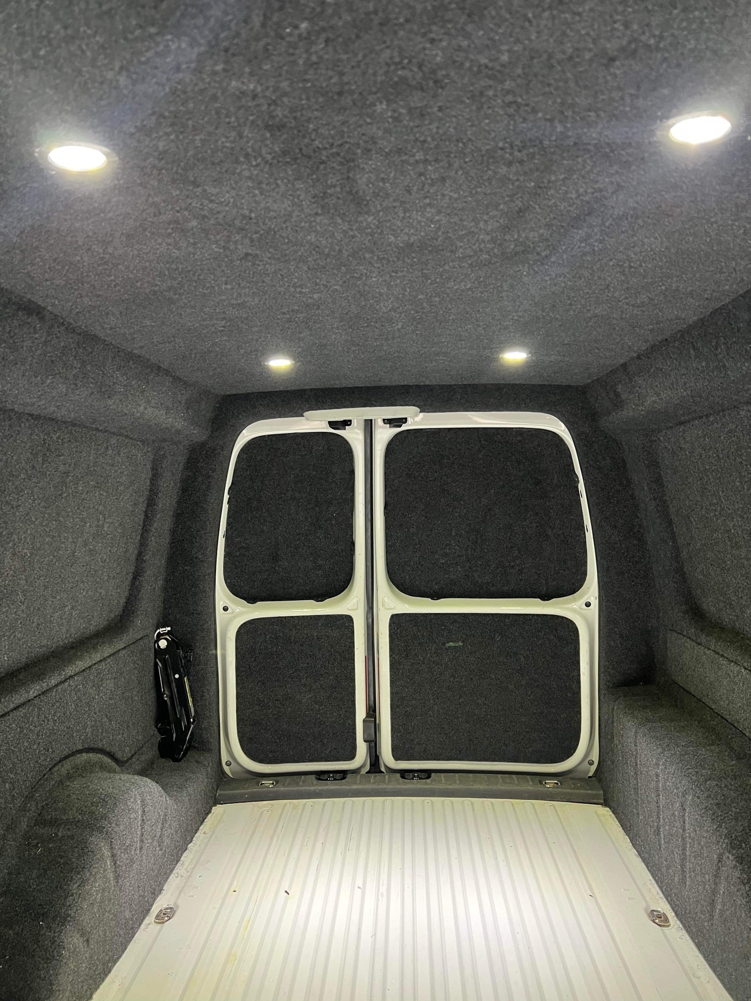 VW Caddy, Windows, insulation, carpet, lights, floor and Altro flooring, fit (